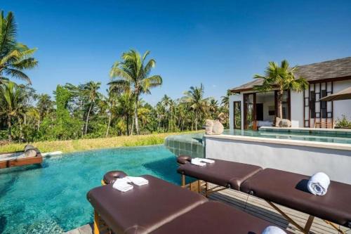 Pejeng Kawan Villa | Ubud Green Lux 6 BR Rice Field View Villa