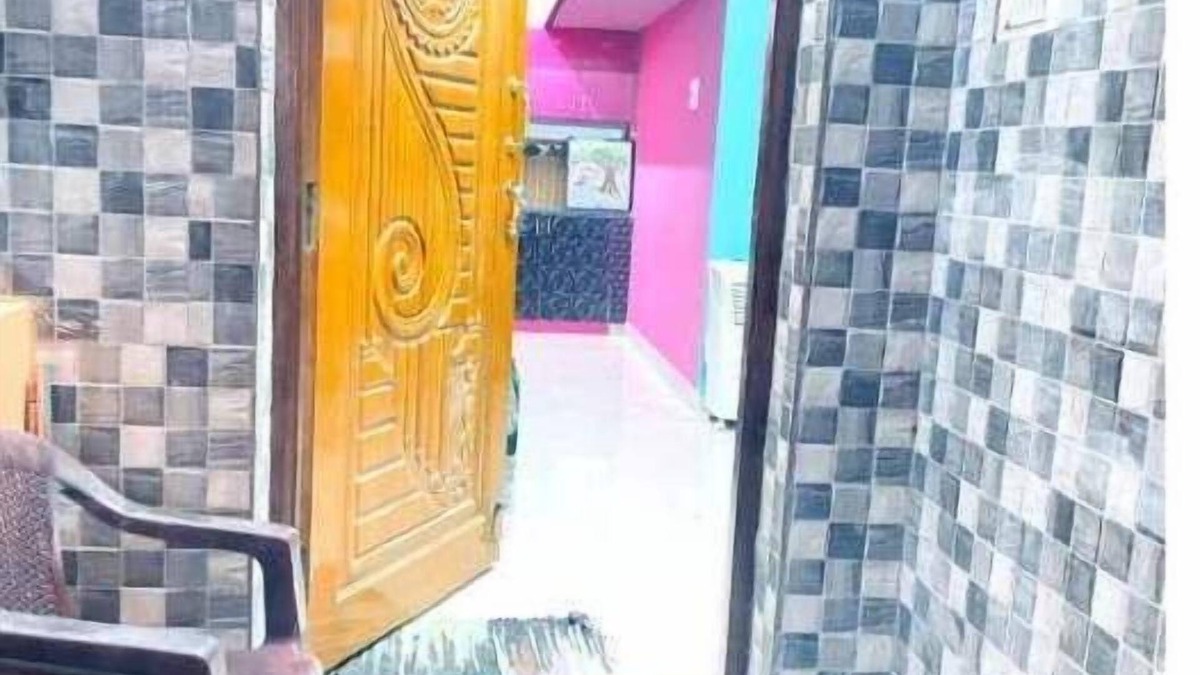 Tiruvallur Villa | UK Guest House Three-Bedroom Villa