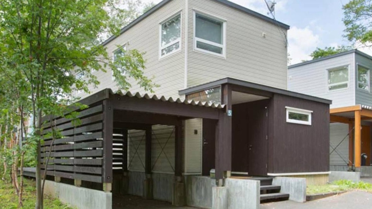 Hirafu House | Ultimate 3 Bedroom Vacation Chalet close to Ski Resort, Niseko Chalet 1012