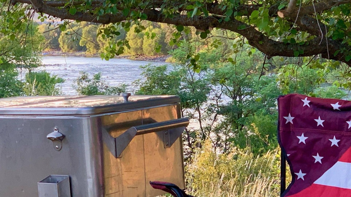 Greenacres House | Ultimate RV Glamping on the Spokane River with a Million Dollar View