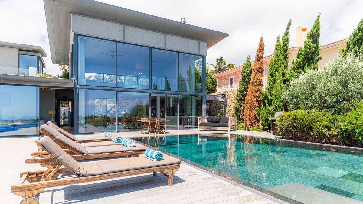 Monserrate Villa | Ultra Modern Cascais Villa | 4 Bedrooms | Villa Equador | Pool Table | Stunning Sea Views