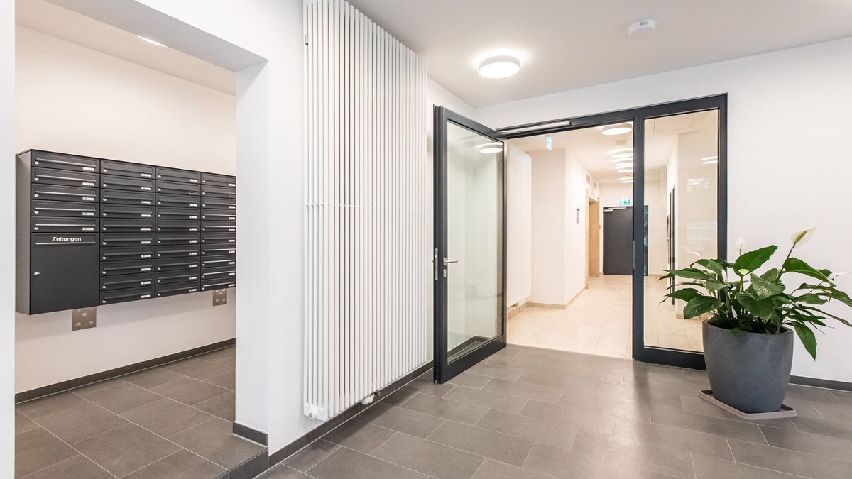 Ostend Apartment | Umquam Frankfurt l Modern Studio Good Located King Bed