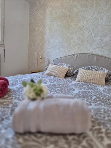 Criquebeuf-en-Caux Apartment | Un été sans fin