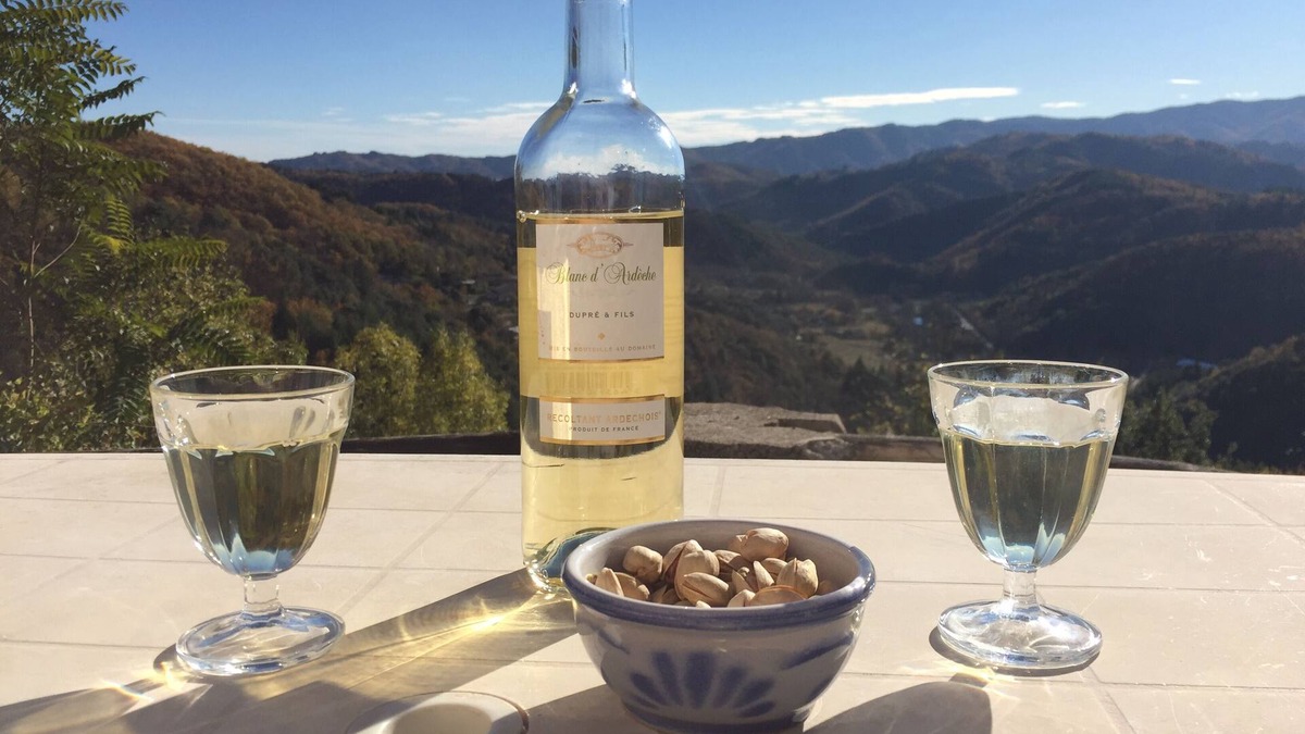 Chirols House | Un coin de paradis en Ardèche avec vue imprenable