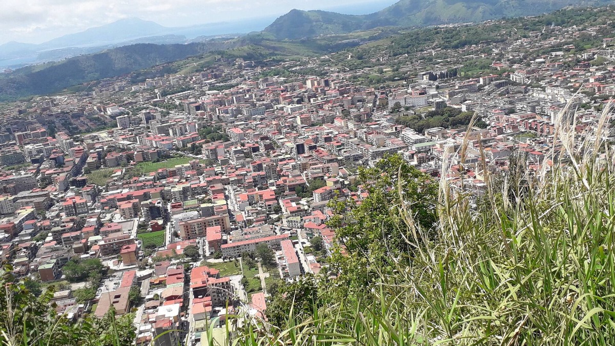 Naples Bed & Breakfast | UNA CARTOLINA DI NAPOLI