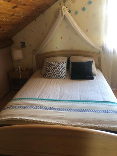 Combles-dn-Barrois Bed & Breakfast | Une ou deux Chambres Spacieuses
