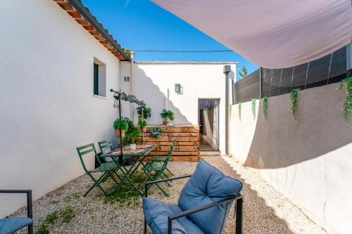 Taillades Apartment | Une parenthèse en luberon, jacuzzi