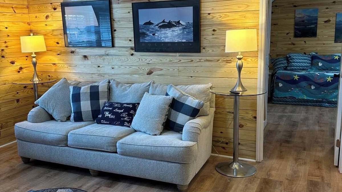 Colington Apartment | Unique 2-bedroom upstairs unit, just 13 miles to Outer Banks. Close to shopping!