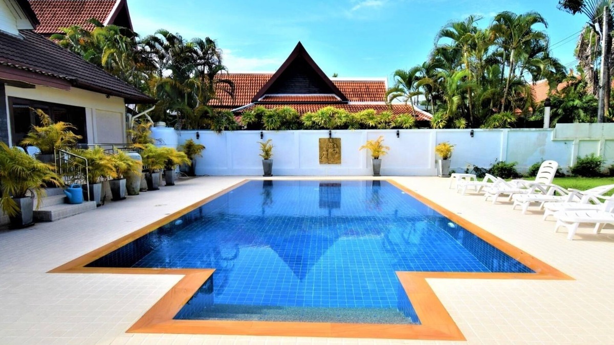 Rawai Villa | Unique 5 Bed Luxury Villa with Private Pool