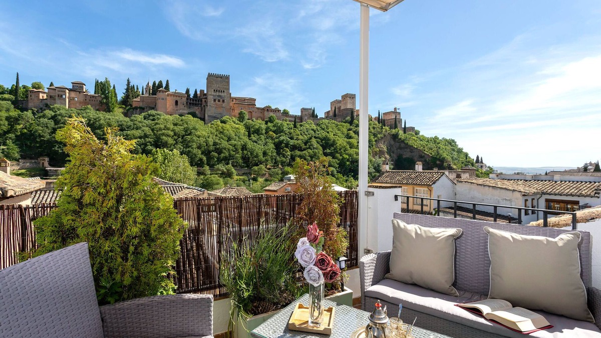San Pedro Apartment | Unique Apartment with Stunning Alhambra Views