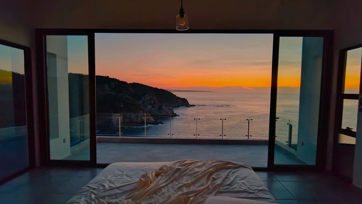 Puerto Angel Villa | UNIQUE BEACH HOUSE CASA DI LUCA WITH STUNNING VIEW