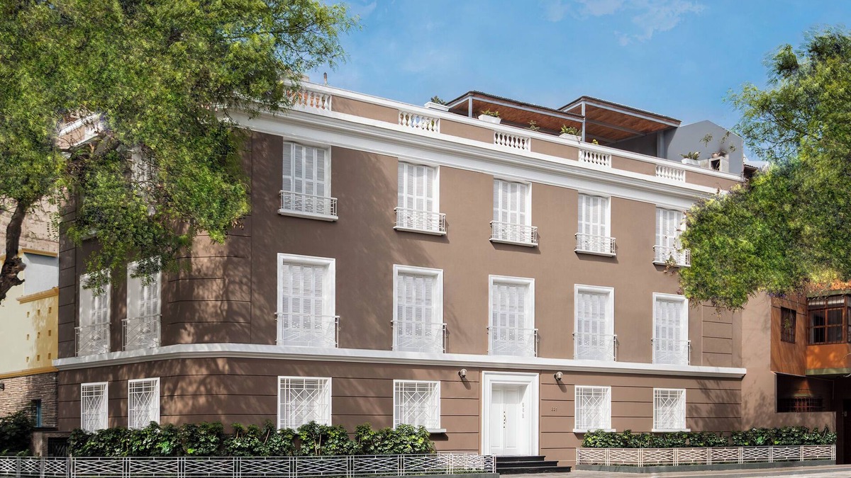 Armendariz Apartment | Unique building close to boardwalk