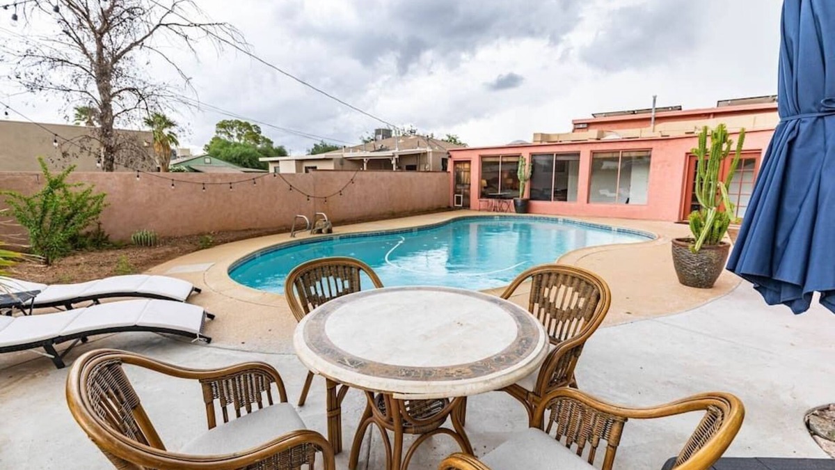 Blenman-Elm House | Unique Casa w/Private Pool | Near UofA & Shopping