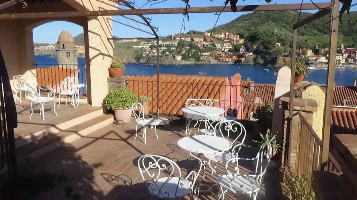 Collioure Villa | Unique catal. Traditional house with stunning views of the bay & mountains in d. Old town