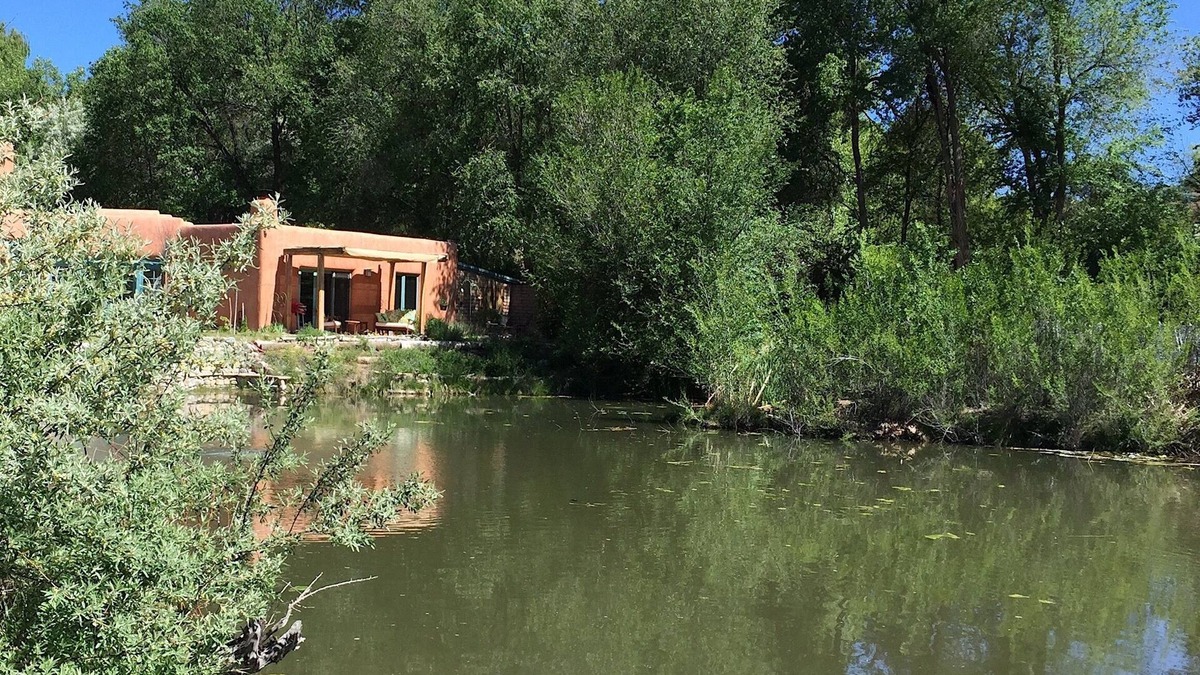 Chimayo House | Unique Chimayo Village Adobe Casita on a wildlife pond between Santa Fe and Taos