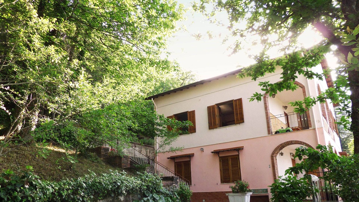 Castelbuono House | Unique countryside house close to mountains and sea