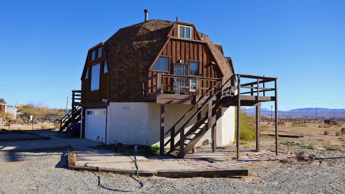 Barstow House | Unique Dome Home in Barstow w/Game Room & Private Spa!