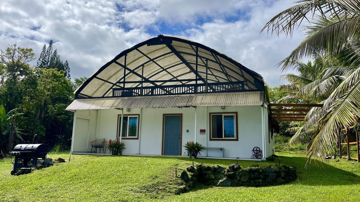 Kapoho Other | Unique Greenhouse Stay w Ocean Views
