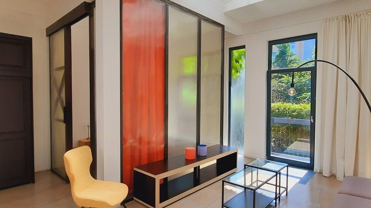 Sint-Jans-Molenbeek Condo | Unique loft with rooftop terrace