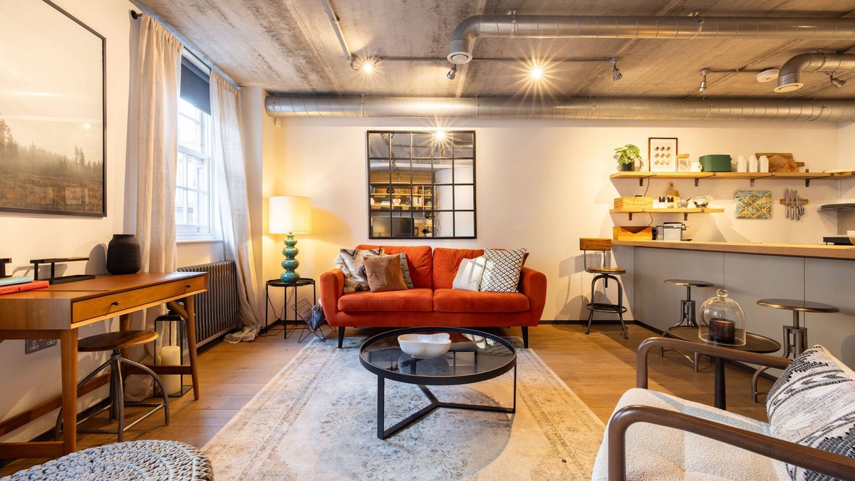Waterloo Apartment | Unique Loft-Style Apartment in Central London