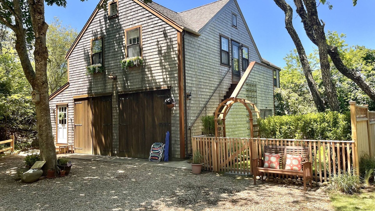 Nantucket Town Cottage | Unique & Lovely: Private Luxury Treetop Cottage, Close to Town, Shops & Beaches!