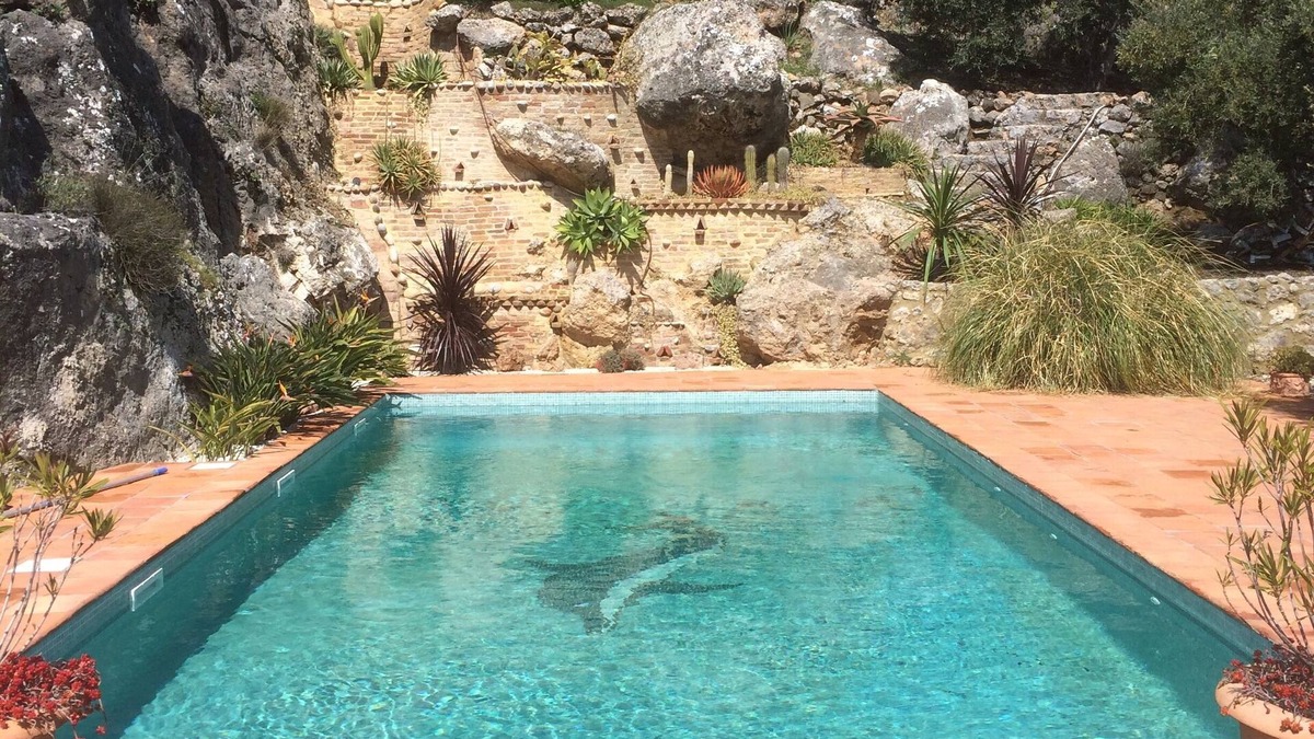 Anidri Villa | Unique, luxurious, staffed villa with cinema and pool overlooking the sea