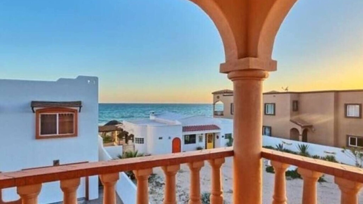 Puerto Penasco House | Unique Miramar Townhome Steps from the Ocean on