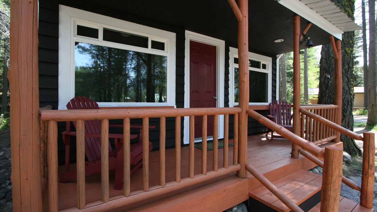 Martin City Cabin | Unique Montana Cabin Near Glacier National Park and Big Mountain