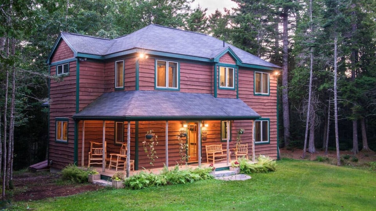 Mount Desert House | Unique Nature Inspired Home in Woods next to Lake