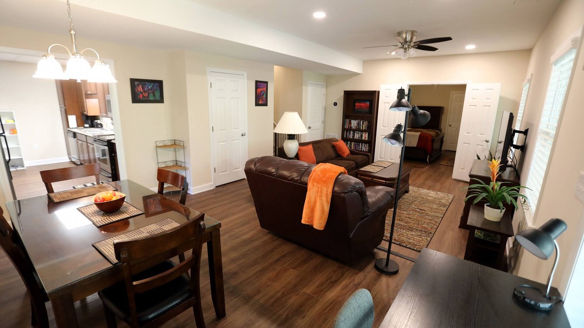 Acworth Apartment | Unique One Bedroom Apartment with Dock on Lake Allatoona!