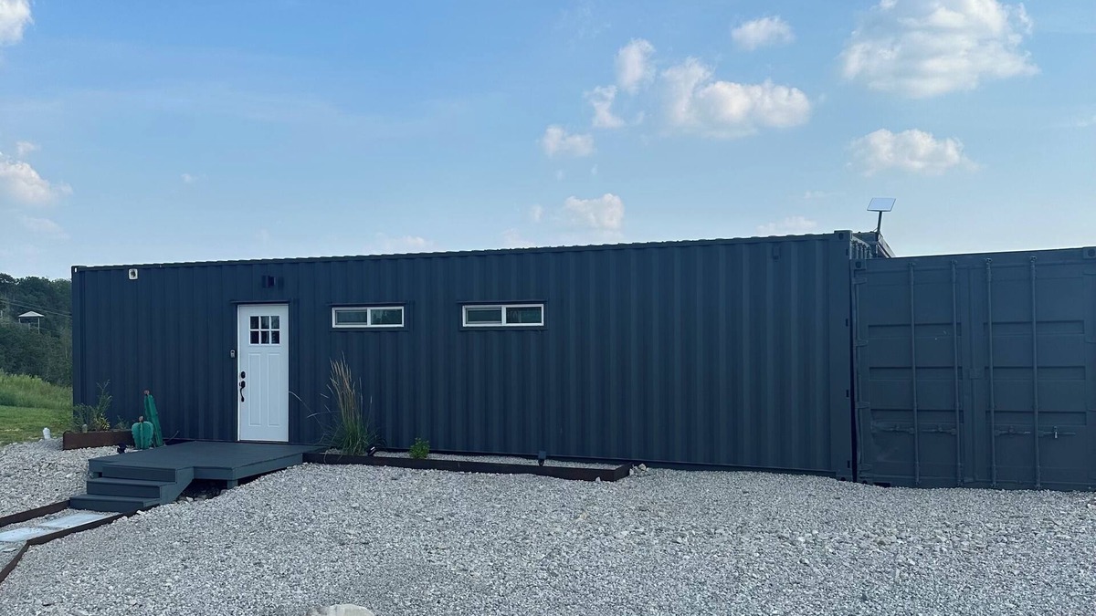 Eureka Springs House | Unique Shipping Container Home with River View near Eureka Springs