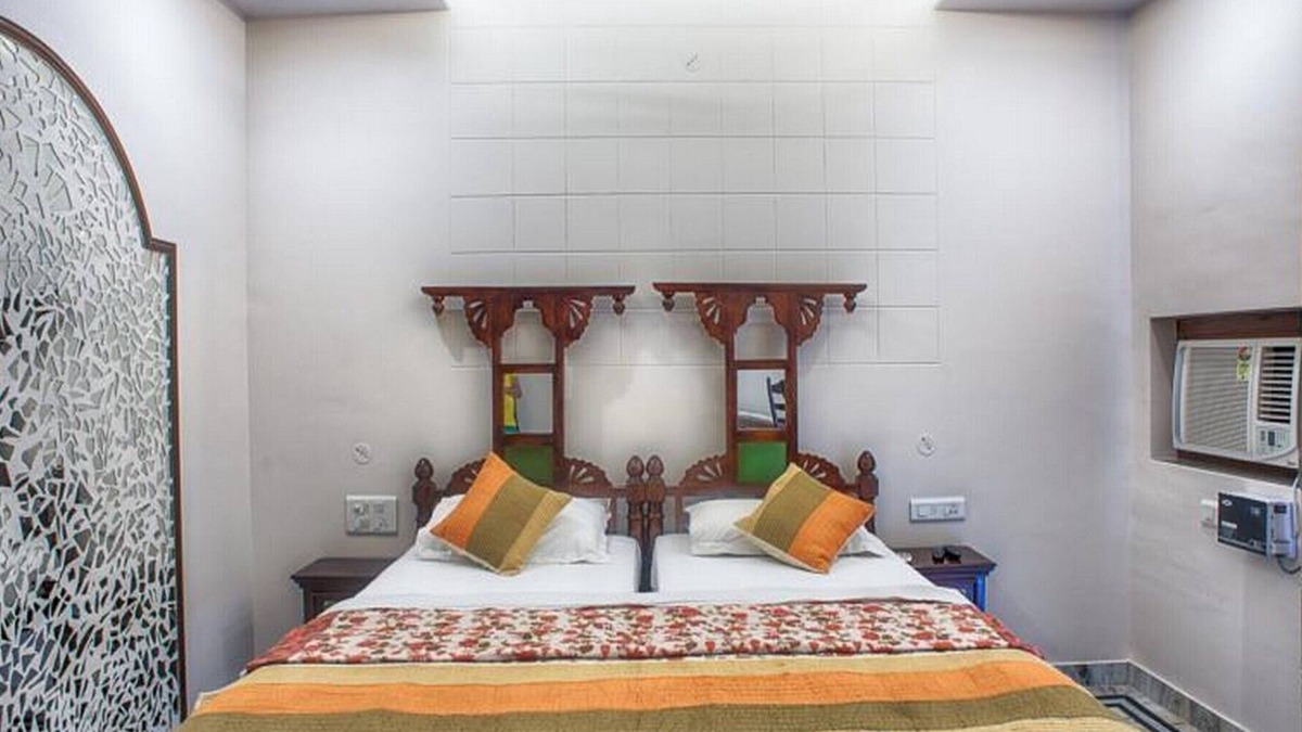 Gopalbari House | Unique Theme Private Room