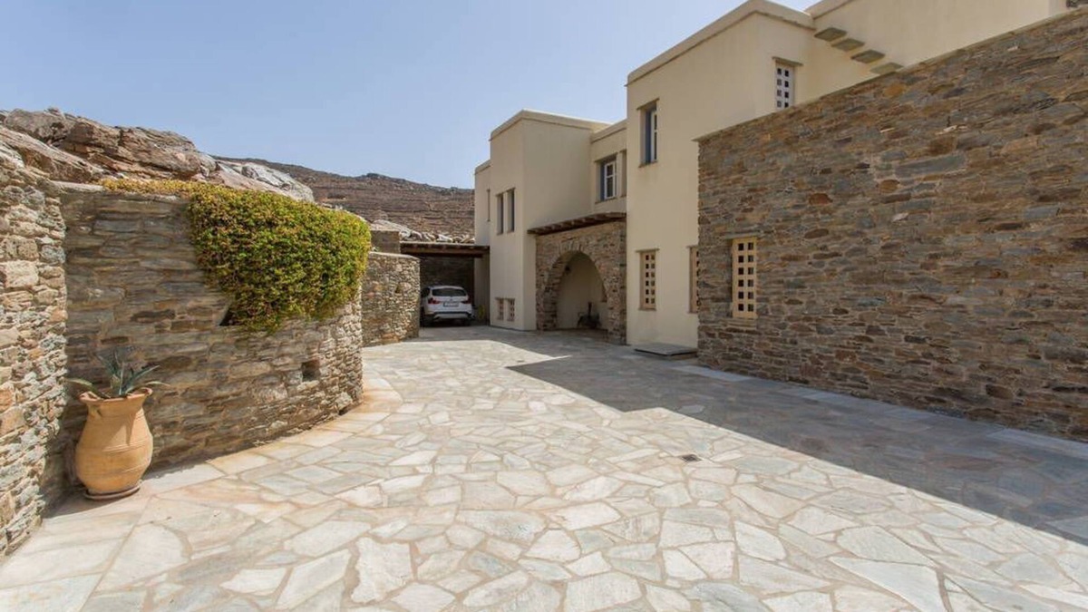 Agios Romanos Villa | Unique view Villa in Tinos