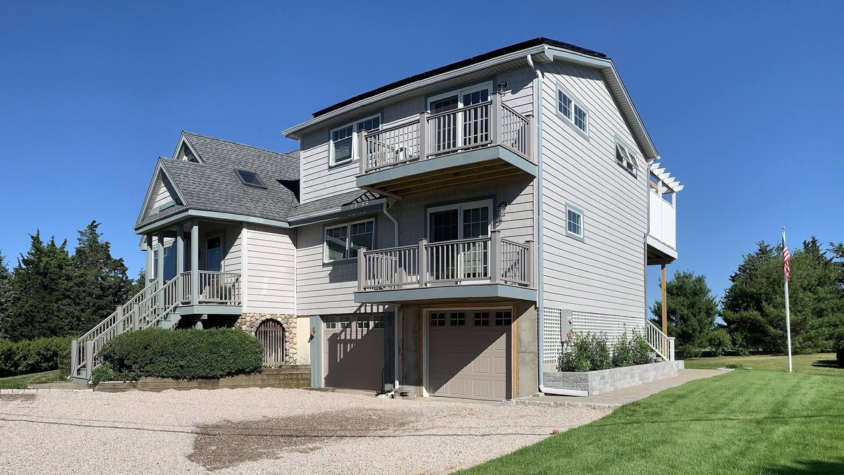 Charlestown House | Unique Water View Home with beach pass