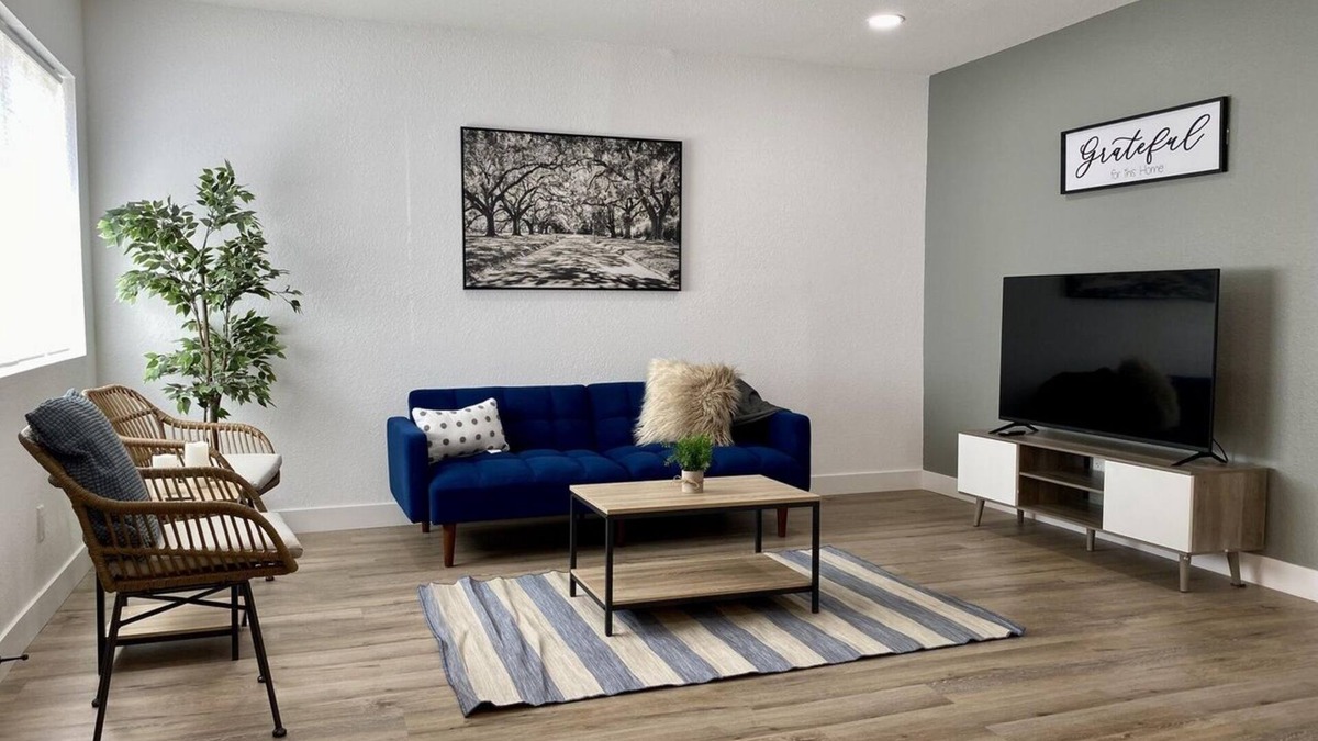 Story House | Uniquely remodeled historical district home in Phoenix