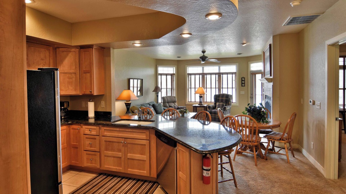 Birchwood Condo | Unit 411a 1 BD/1 BA Condo