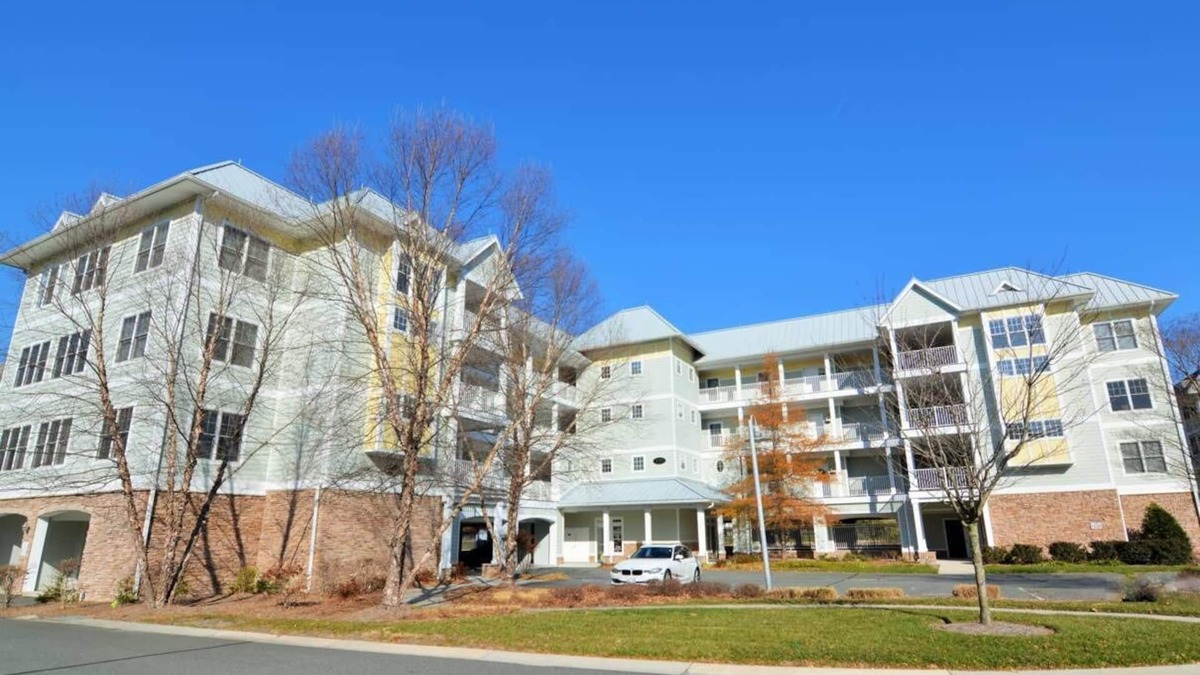 Long Neck Condo | Unit 4305 - Lovely third floor condo in the Peninsula