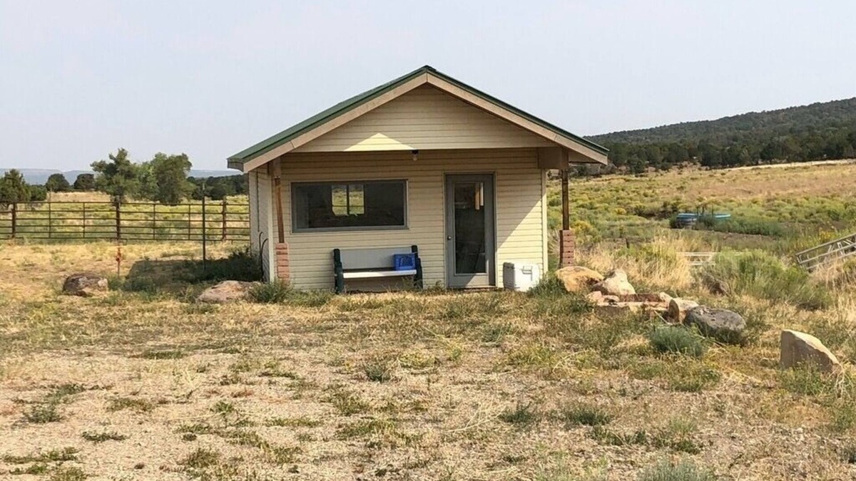 Redvale Cabin | Unit 70 Hunting Cabin