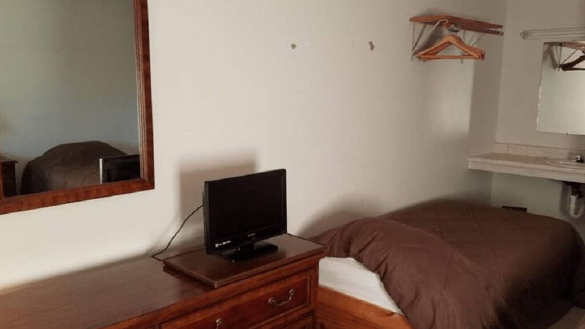 Golconda Apartment | Unity Lodge Suite 10