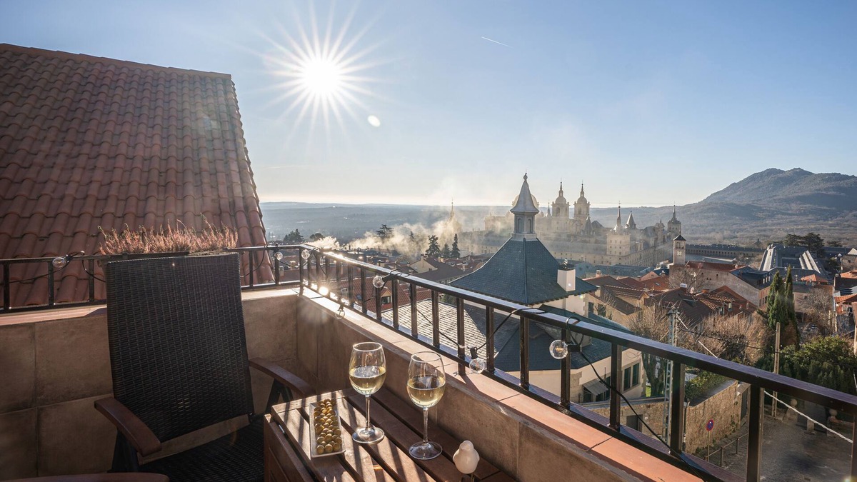 San Lorenzo de El Escorial Apartment | Unparalleled views