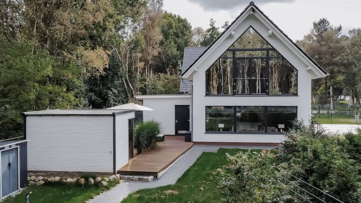 Bodstedt House | Uns Langhus Summary: