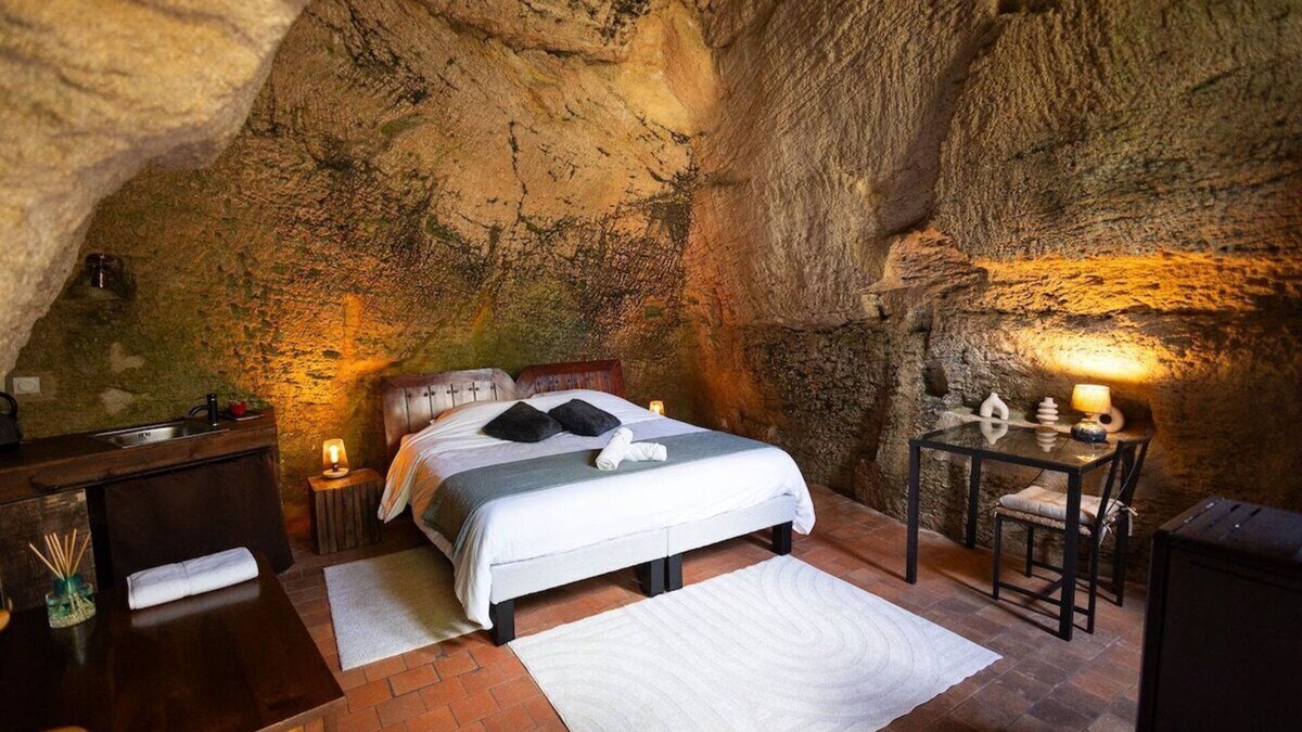 Doue-la-Fontaine House | Unusual Getaway in a Troglodyte Home