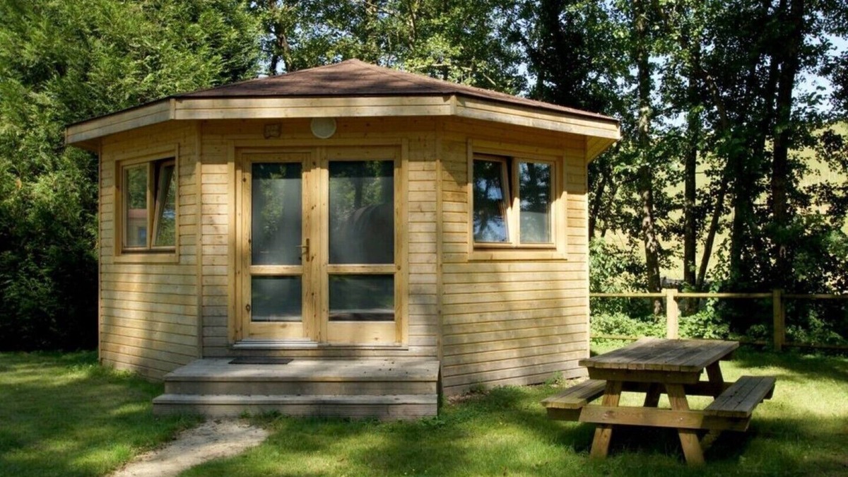 Champvert Cabin | unusual lodgings in the heart of nature Hut 1