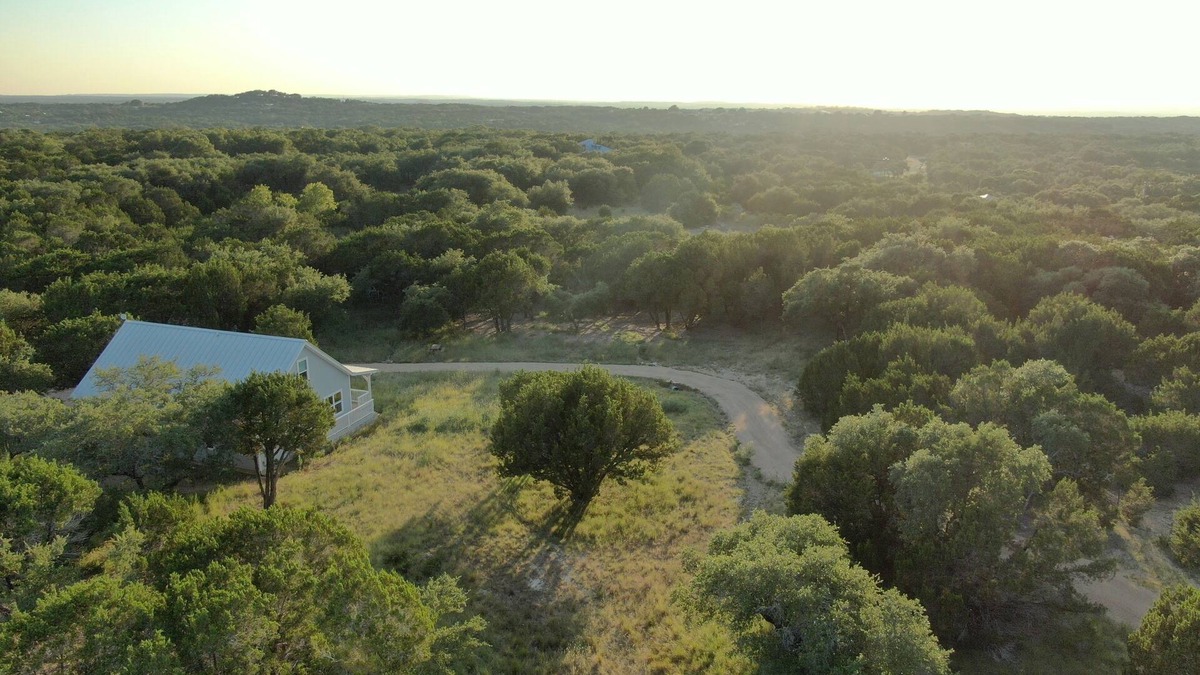 Dripping Springs House | Unwind at “Ranch” (2 of 2 homes TyRosa Ranch) Near wineries and venues 5 acres