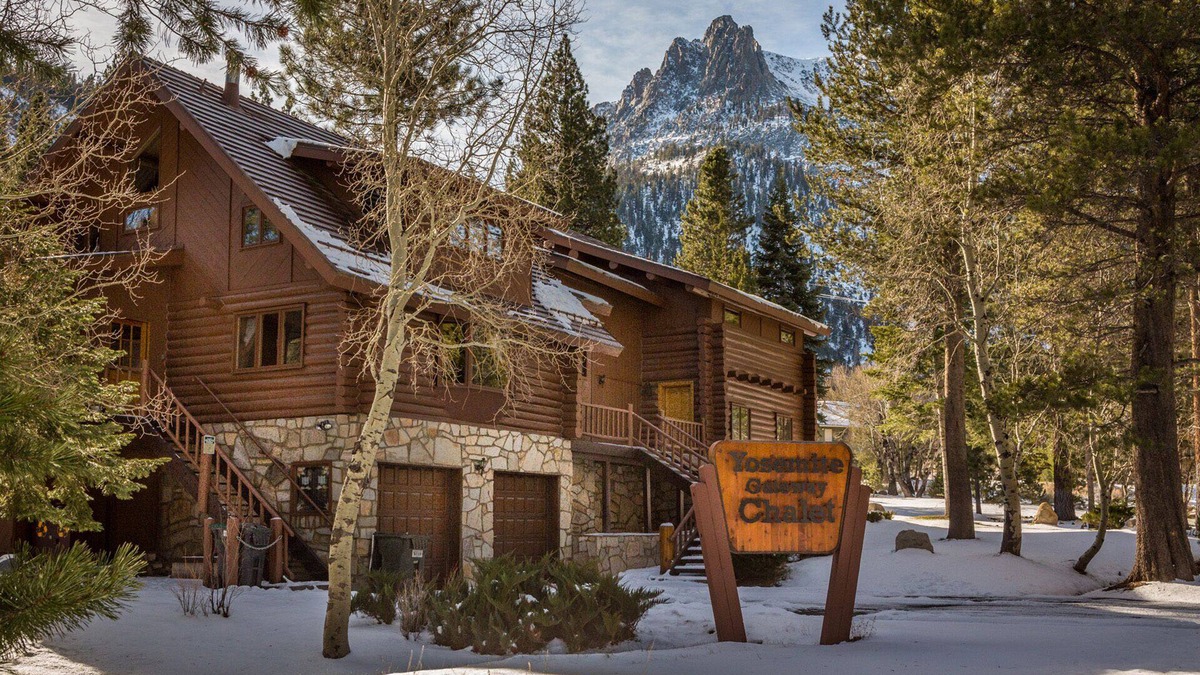 June Lake Cabin | Unwind at the Yosemite Gateway Chalet this Fall - Special Rates Now!