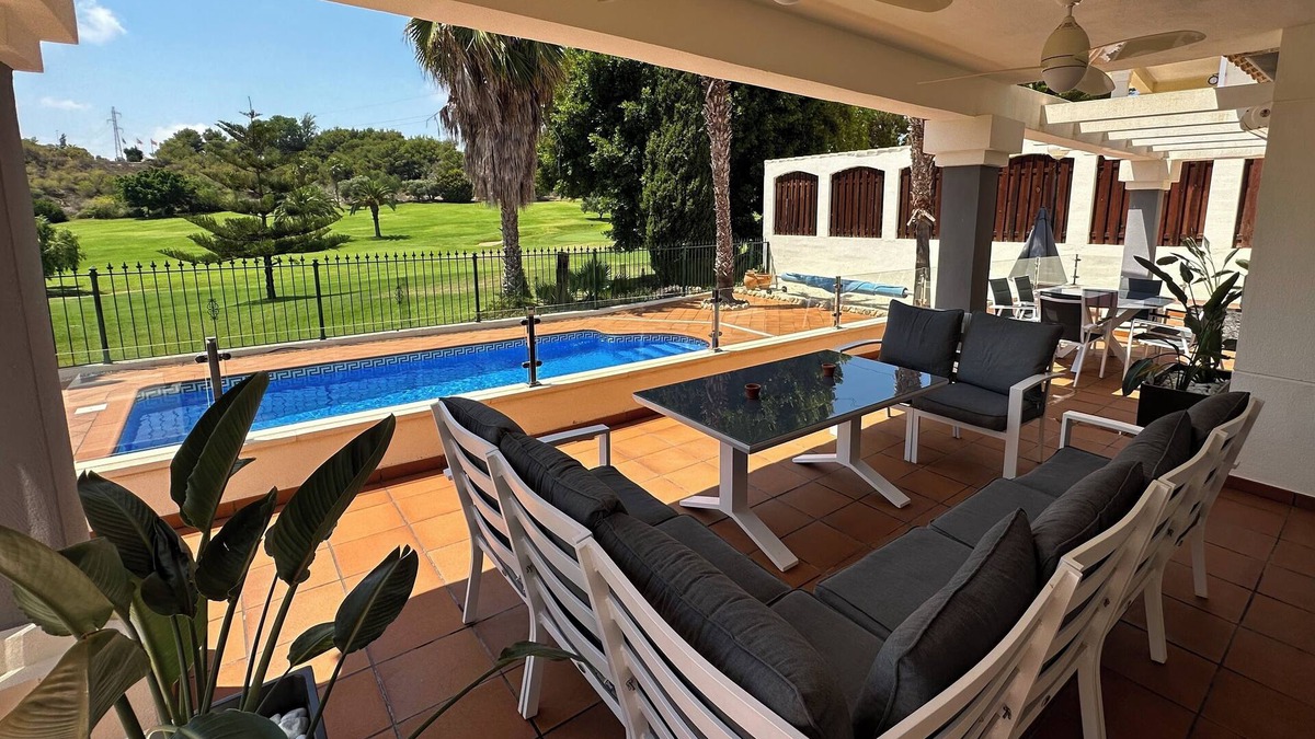 Orihuela Costa House | Unwind at this front-line private luxury villa with panoramic golf and sea views