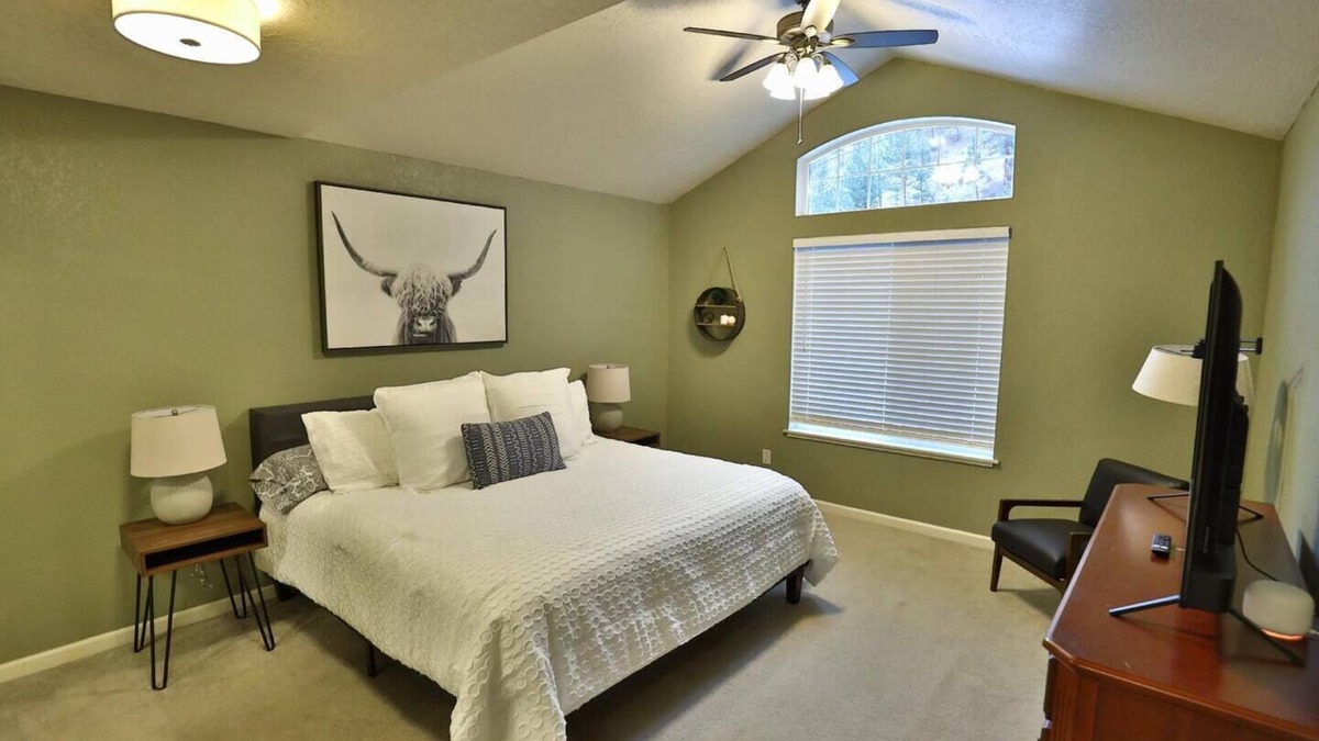 Lower Rattlesnake House | Unwind with family and friends, work remotely, or explore the outdoors; minutes from downtown.