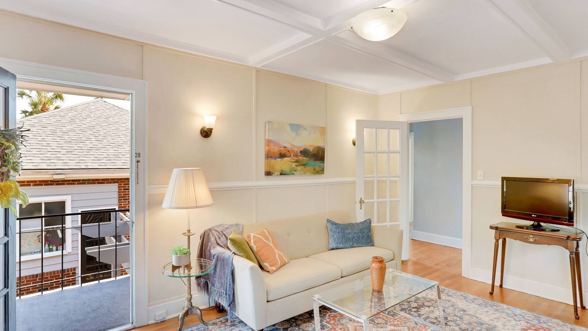 Midtown House | Updated 1930s carriage house in Ardsley Park