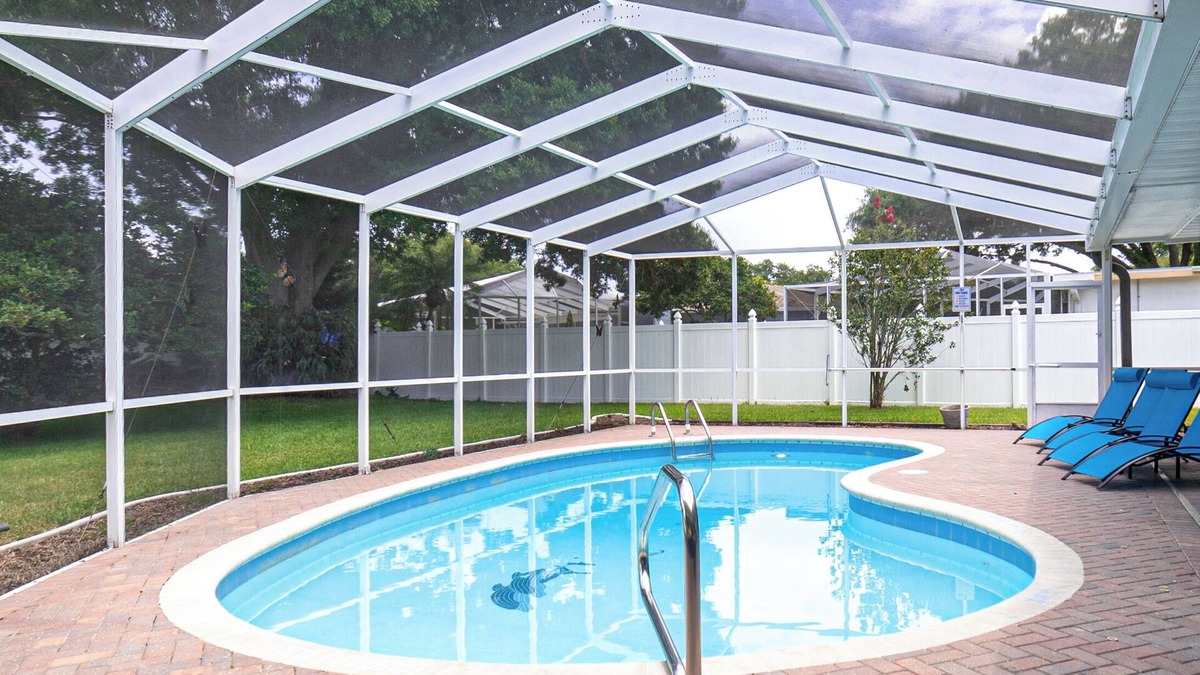 Boca Ciega Ridge House | Updated 3BR 2Ba Heated Pool 2 miles to Beach