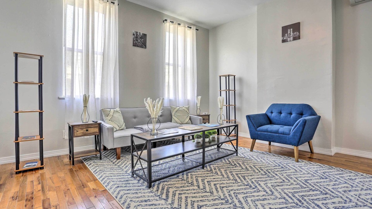 Constable Hook House | Updated Bayonne Townhome ~ 11 Mi to NYC!